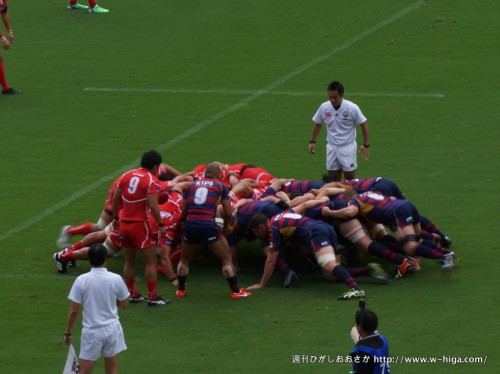 安定したスクラム。新しいルールにも適応しています。