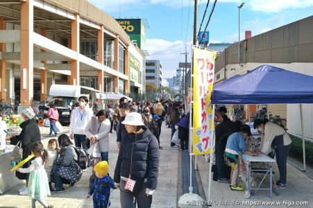 12時を回ったくらいが一番人出が多かった。