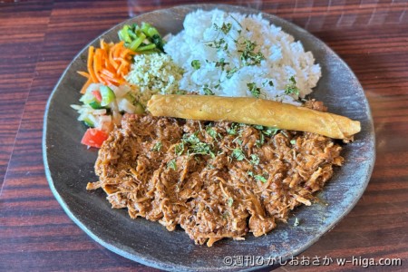 編集長前田イチオシの「チキンカレー」。